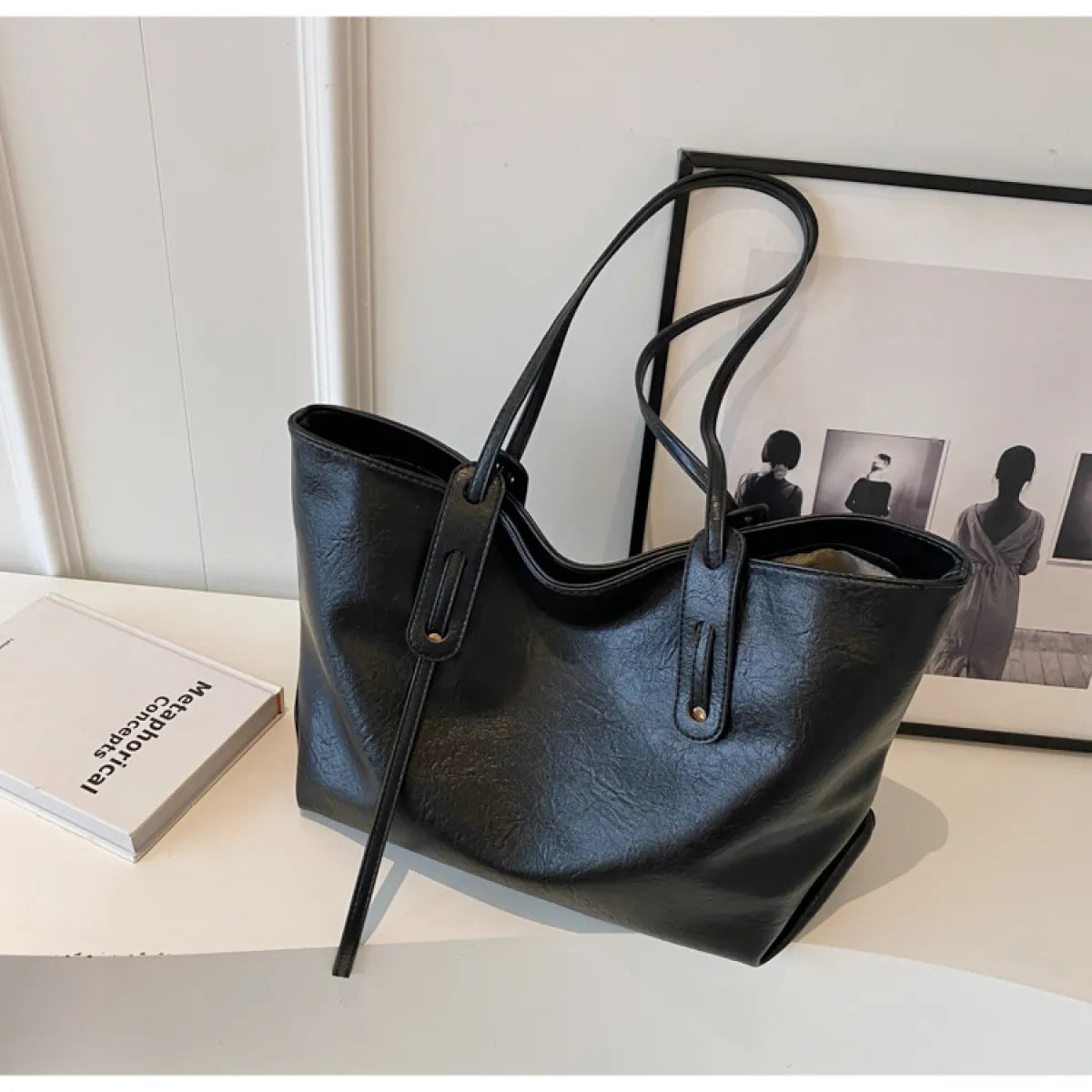 Rymlig vardagsväska